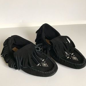 Manitoba mukluks moccasins size 9